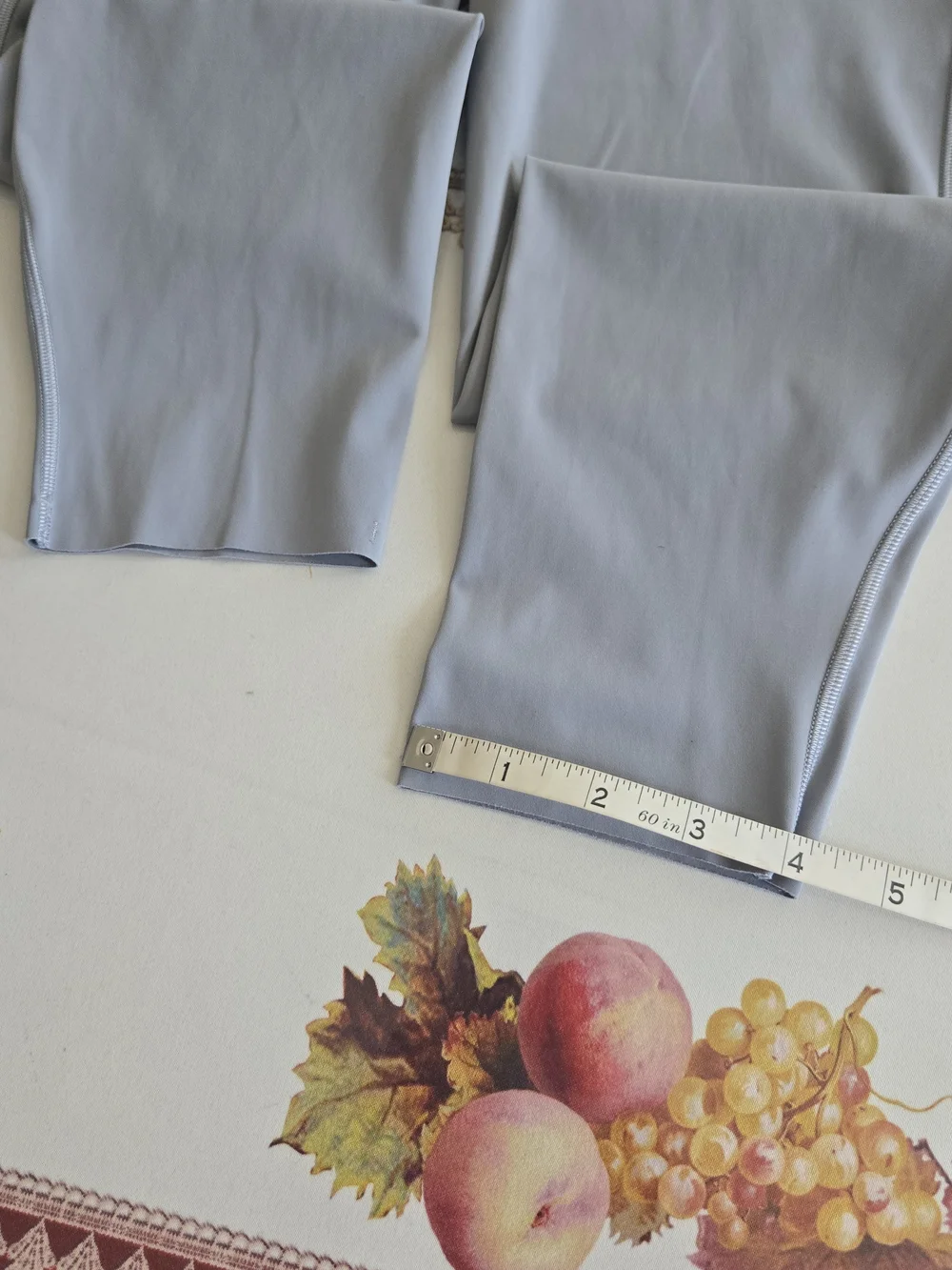 Lululemon Legging Pants Womens Size 10 Gray LW5FNBS